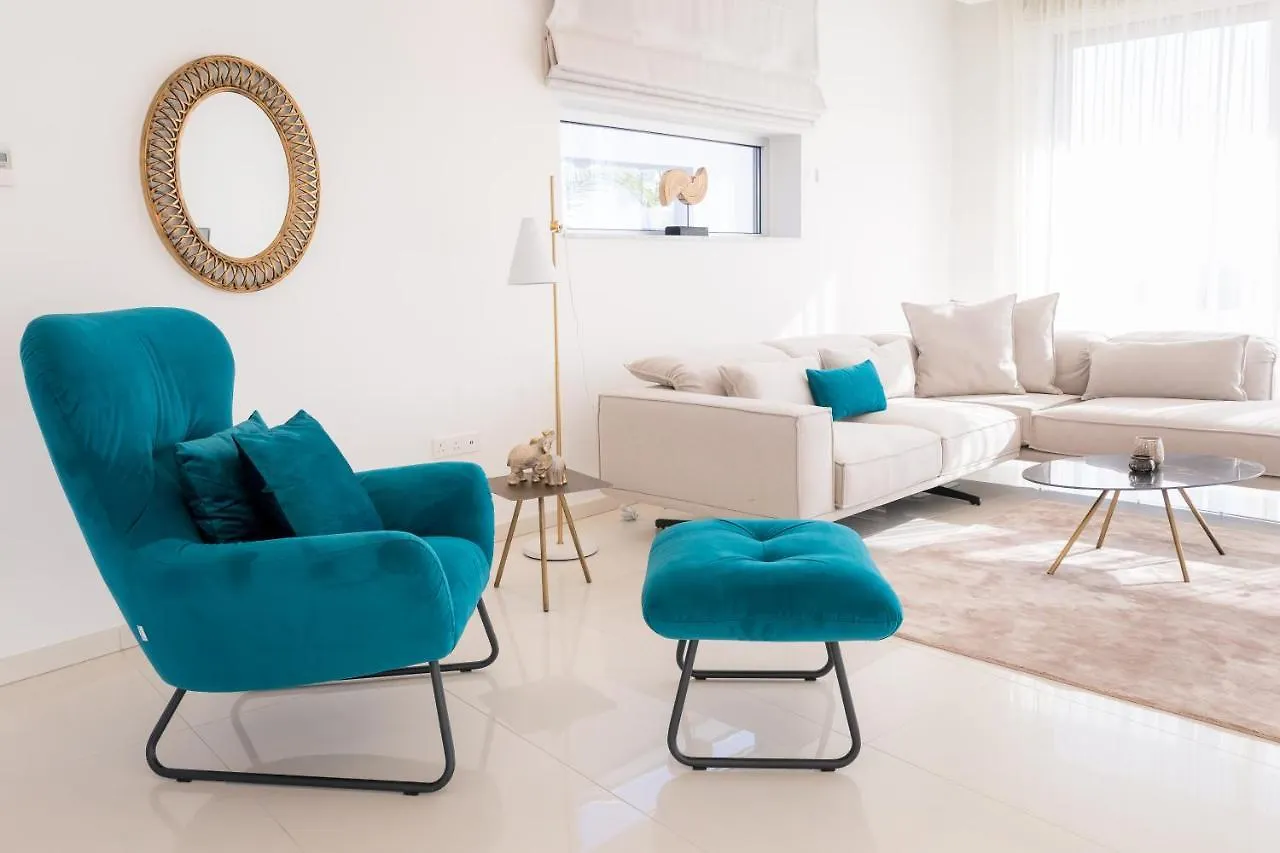 Sea Pearl Beachfront Villas - Anemone Ayía Nápa